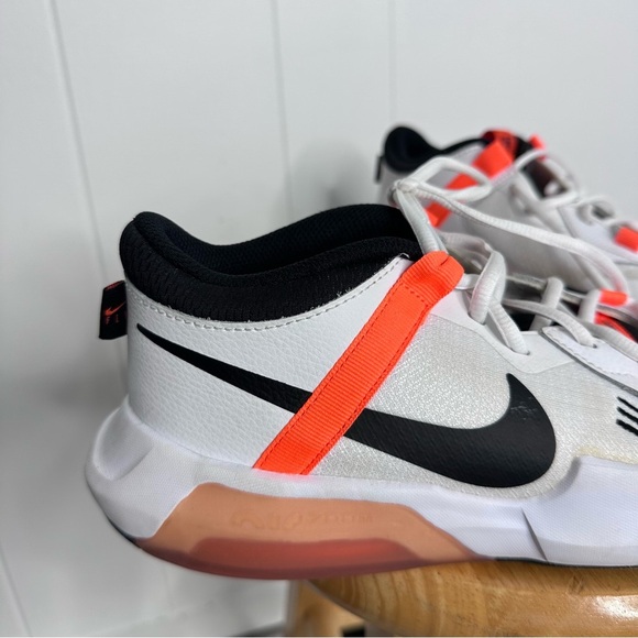 Nike Kids Air Zoom Crossover GS in White Safety Orange - Picture 2 of 12